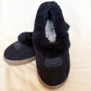 Ugg Black Rylan Knit Sheepskin Lined Slippers Slip on size 6